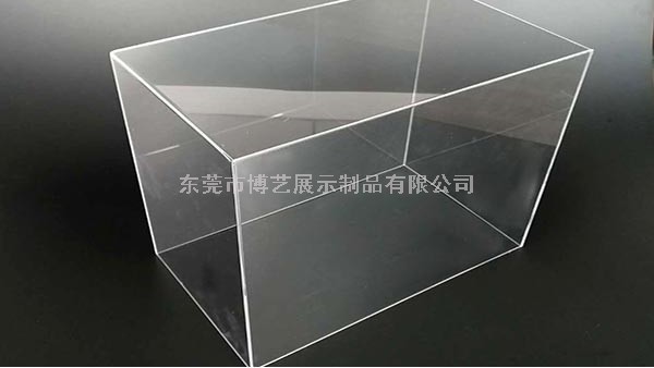 亞克力盒子設(shè)計(jì)時(shí)應(yīng)考慮的幾個(gè)因素